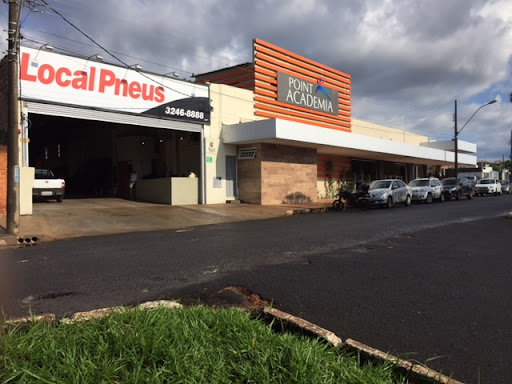 Local Pneus